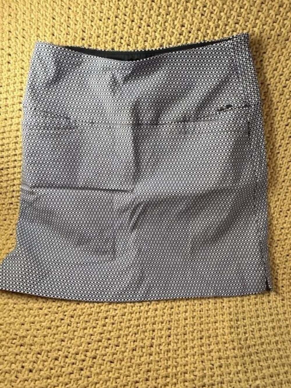 S.C.&CO. Geometric Print Athletic Skort size Small